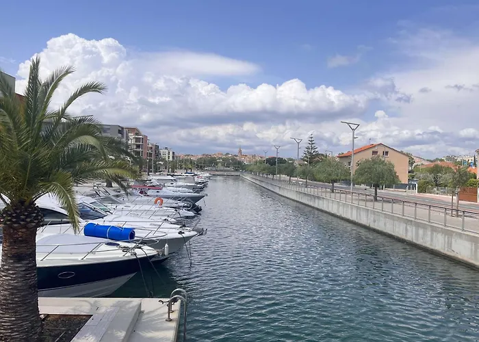 Fs100-104 Appt 2 Personnes Фрежюс